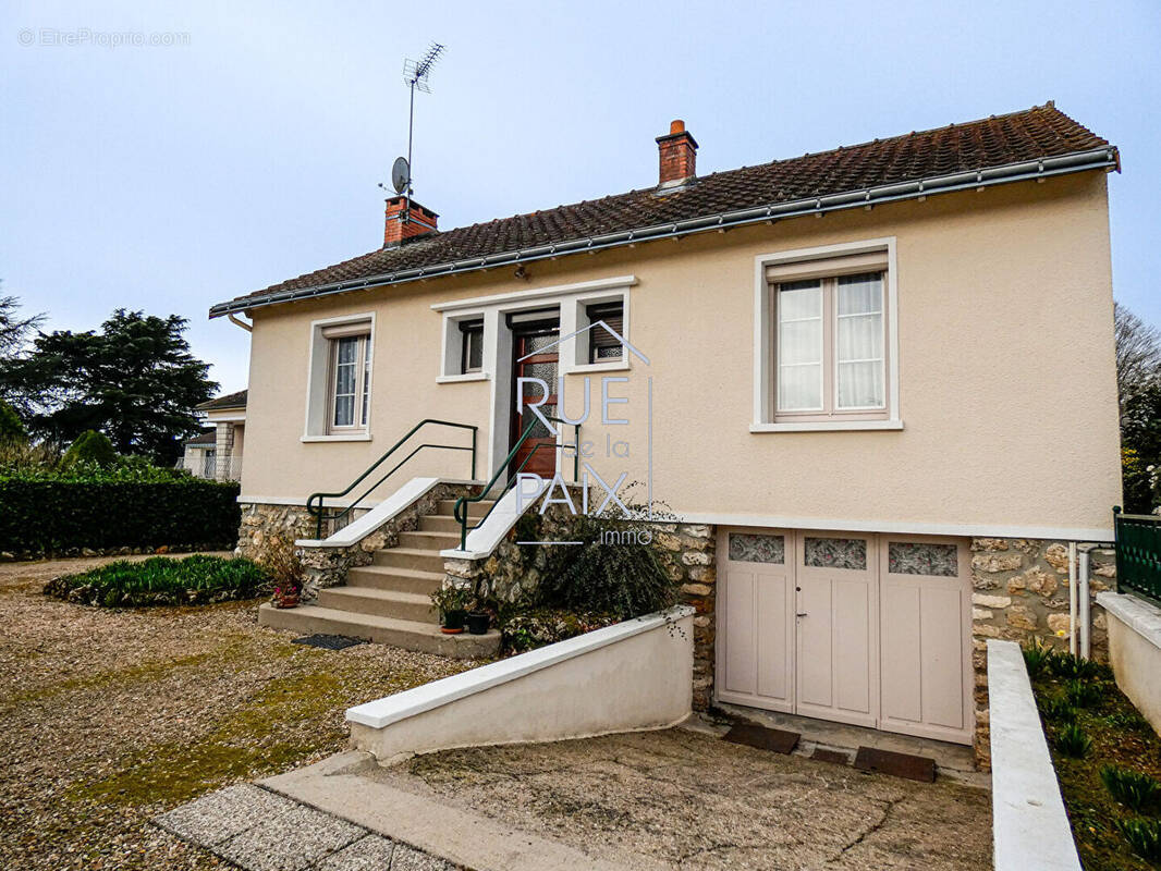 Maison à CENON-SUR-VIENNE