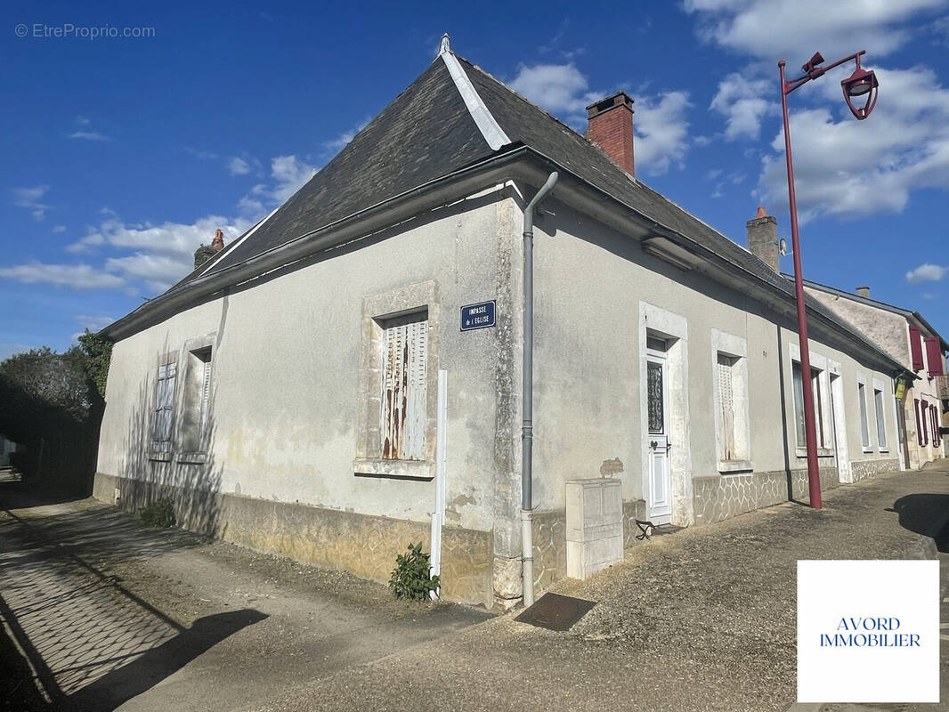 Maison à LUGNY-CHAMPAGNE