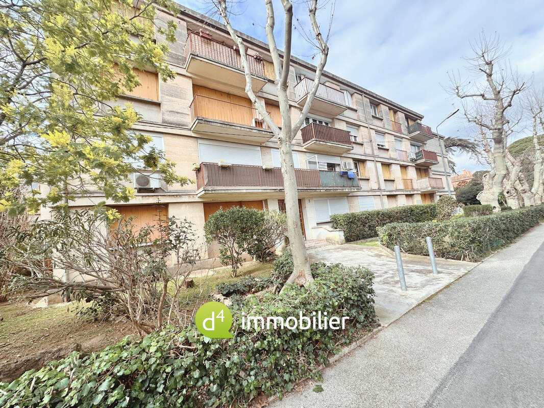 Appartement à MARSEILLE-9E