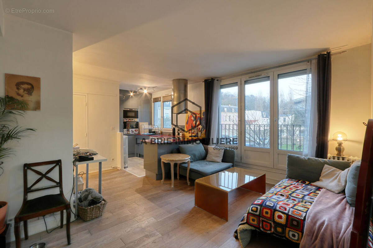 Appartement à SAINT-MAURICE