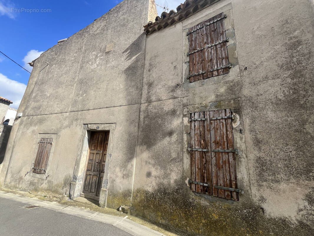 Maison à FONTCOUVERTE