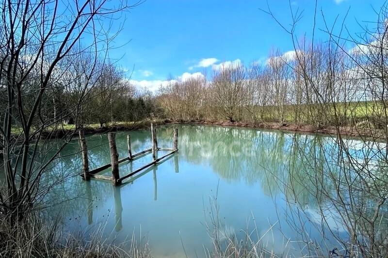 Terrain à BAIN-DE-BRETAGNE