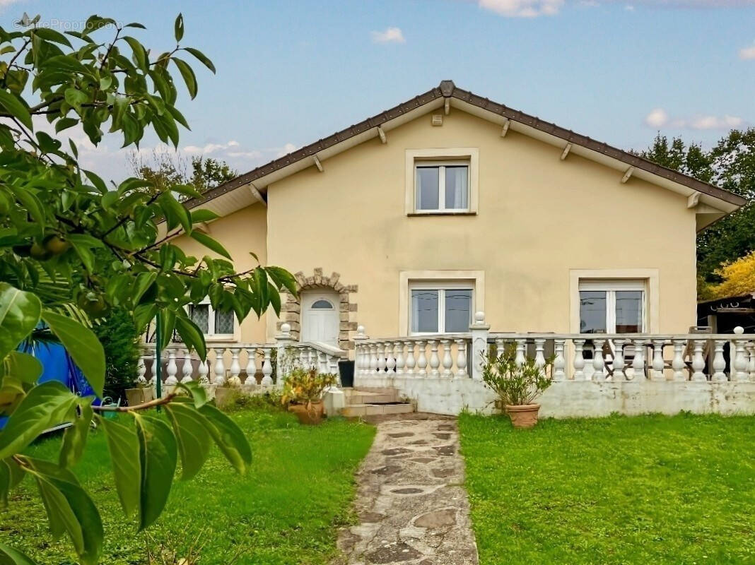 Maison à GOUSSAINVILLE