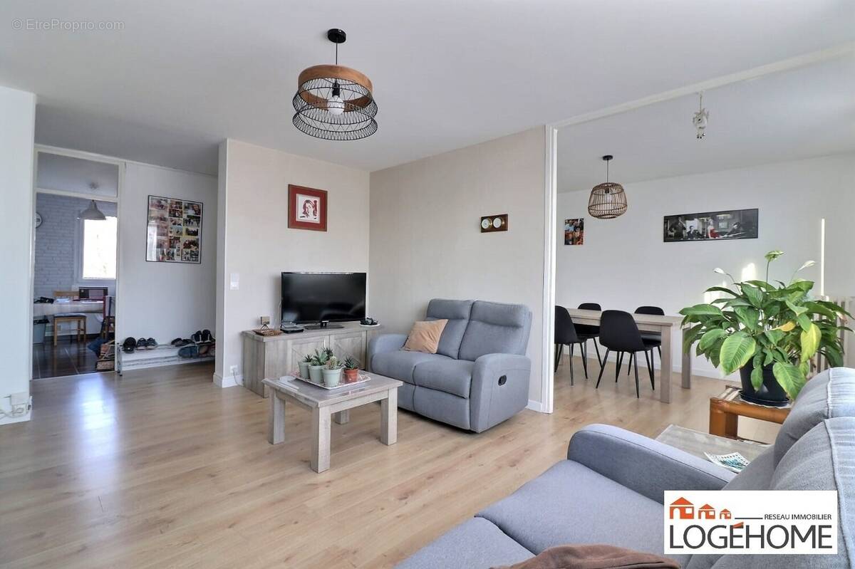 Appartement à HELLEMMES-LILLE