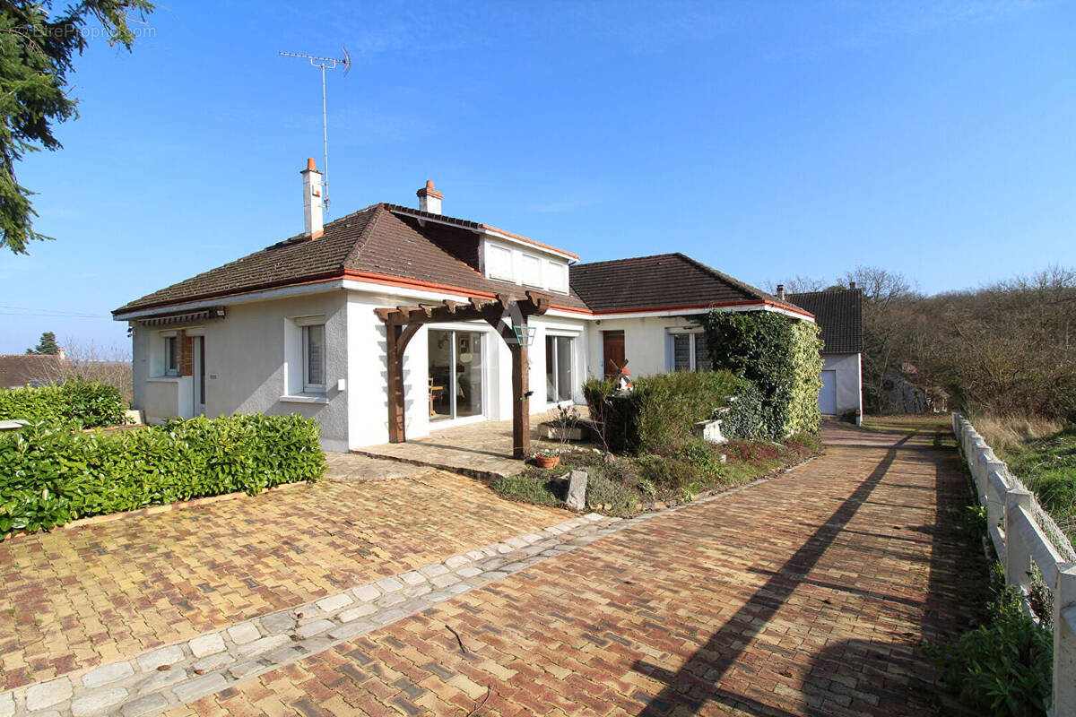 Maison à SAINT-GERVAIS-LA-FORET