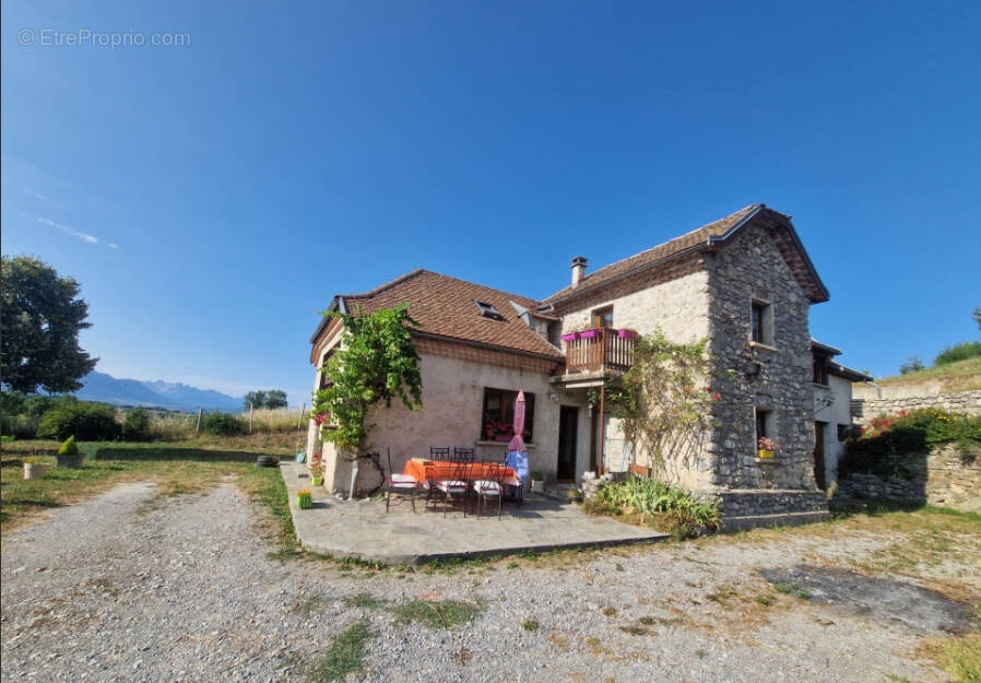 Maison à MONESTIER-DE-CLERMONT