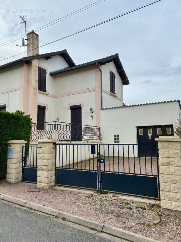 Maison à SAINT-VALLIER