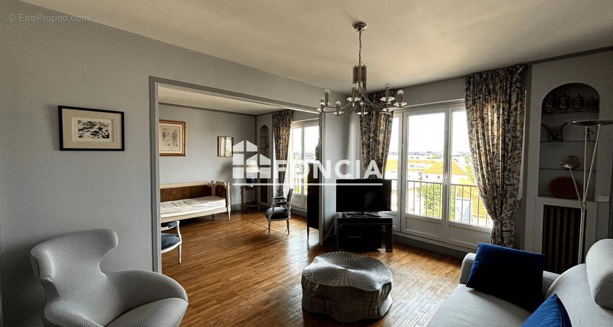 Appartement à RUEIL-MALMAISON