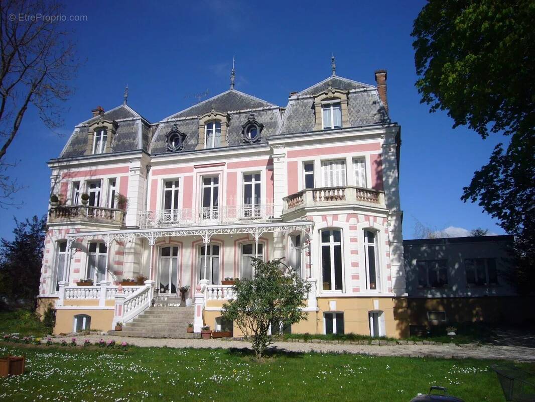 Appartement à SOISY-SUR-SEINE