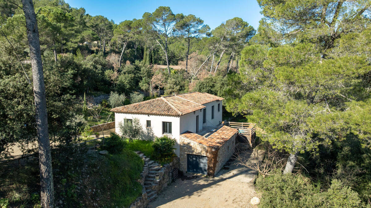 Maison à LORGUES