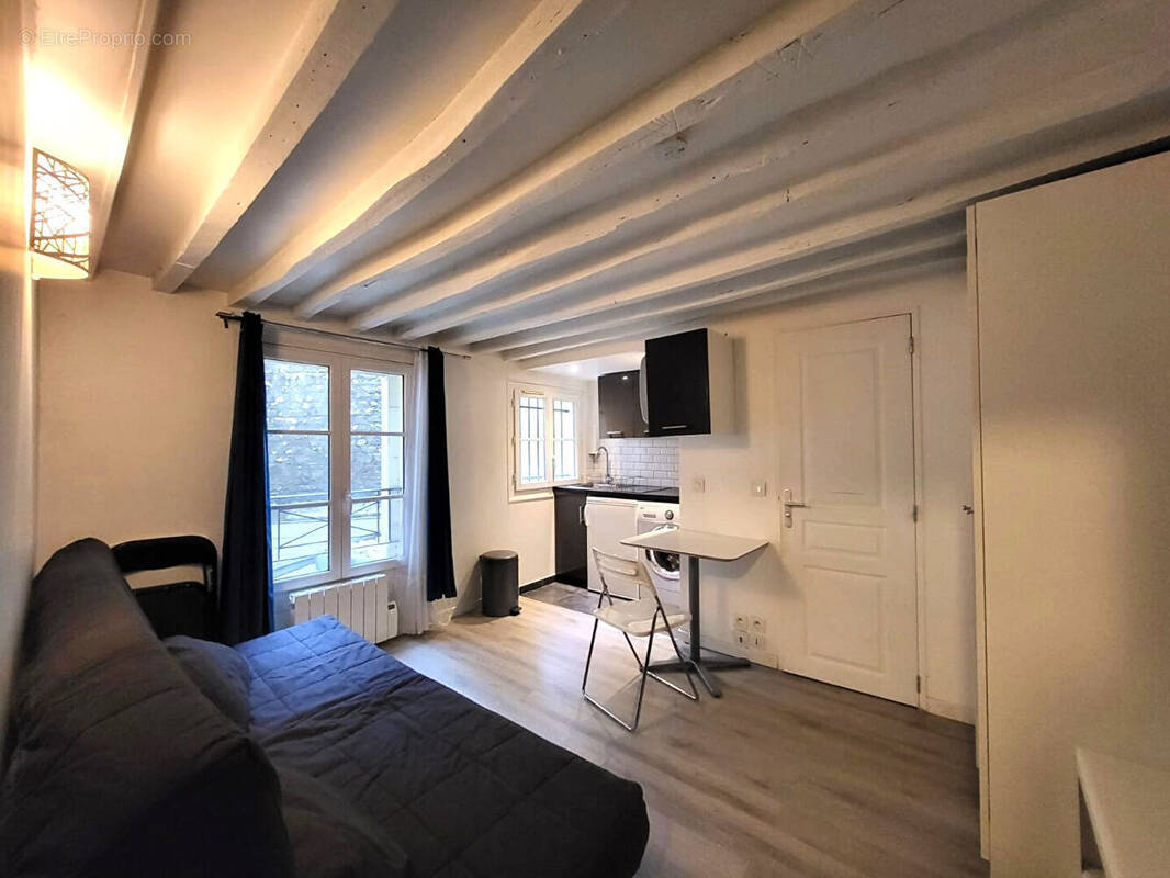 Appartement à PARIS-9E