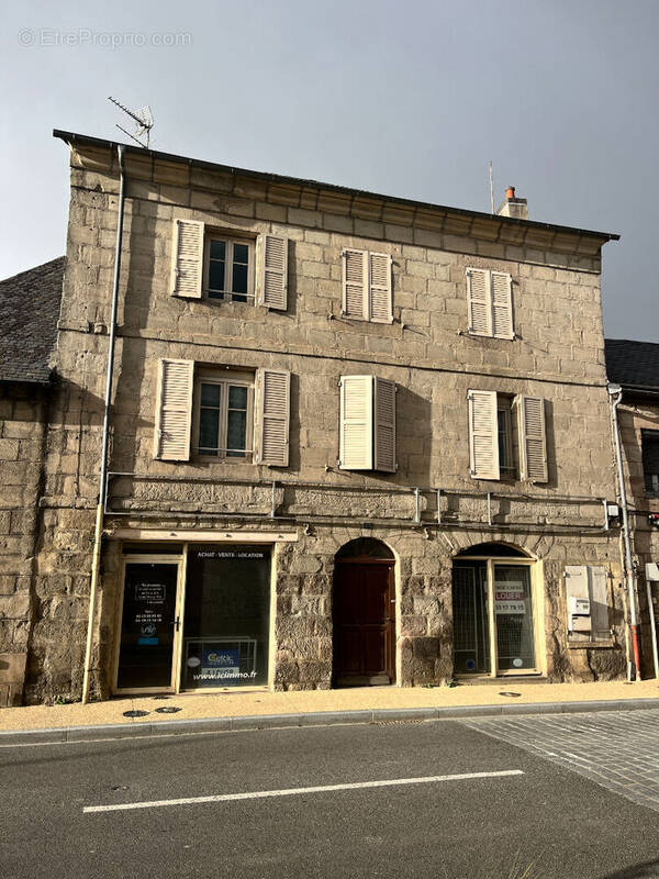 Appartement à MALEMORT-SUR-CORREZE