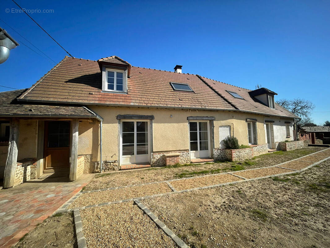 Maison à MAINTENON