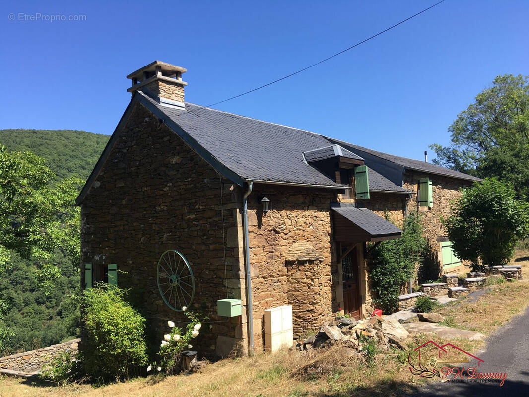 Maison à COUPIAC