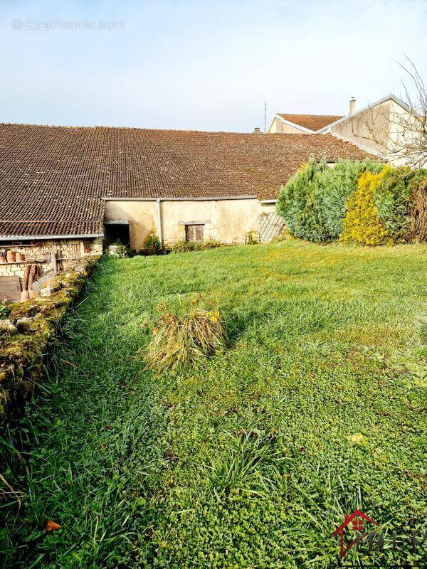 Maison à MELAY