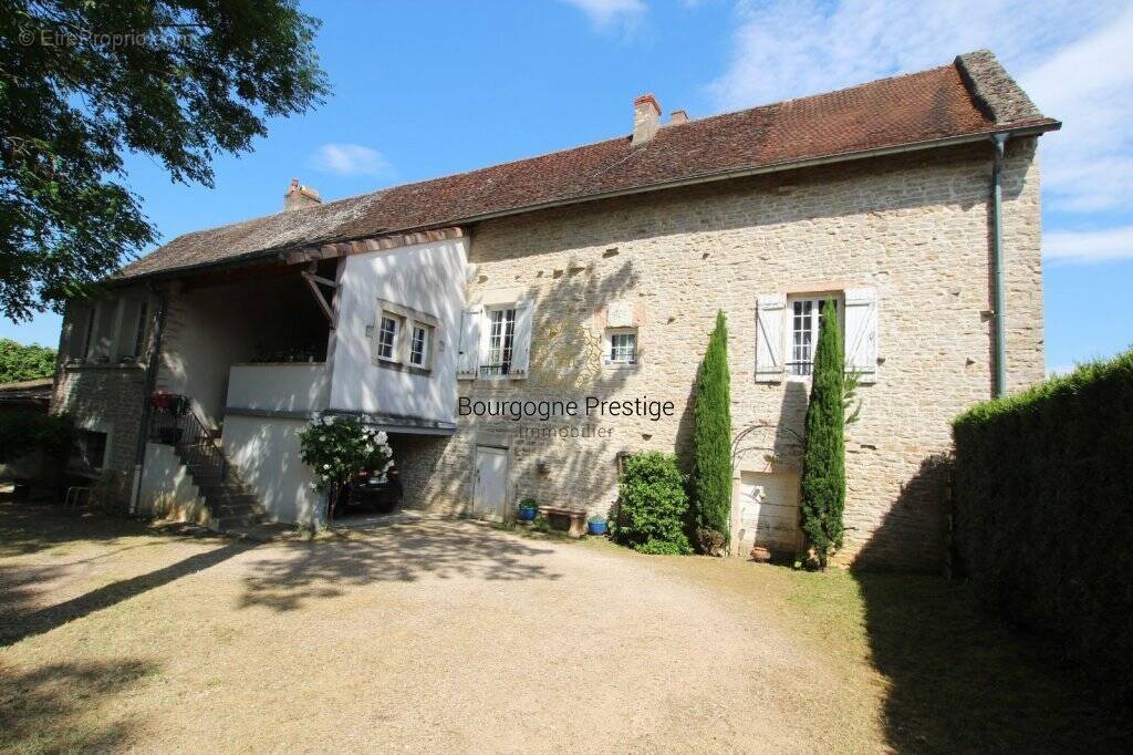 Maison à TOURNUS