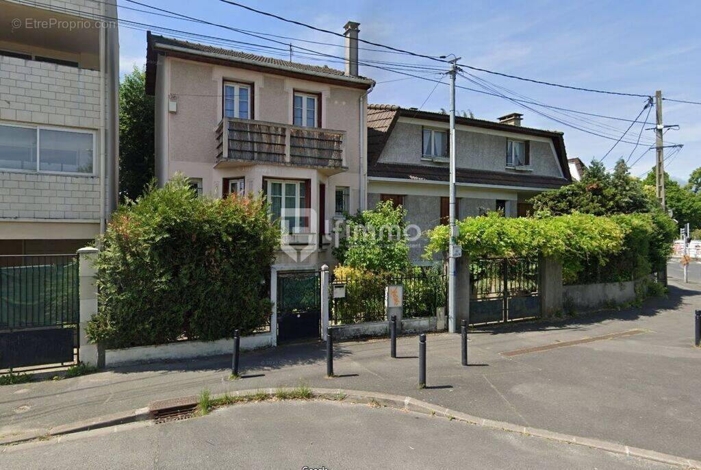 Maison à MONTREUIL