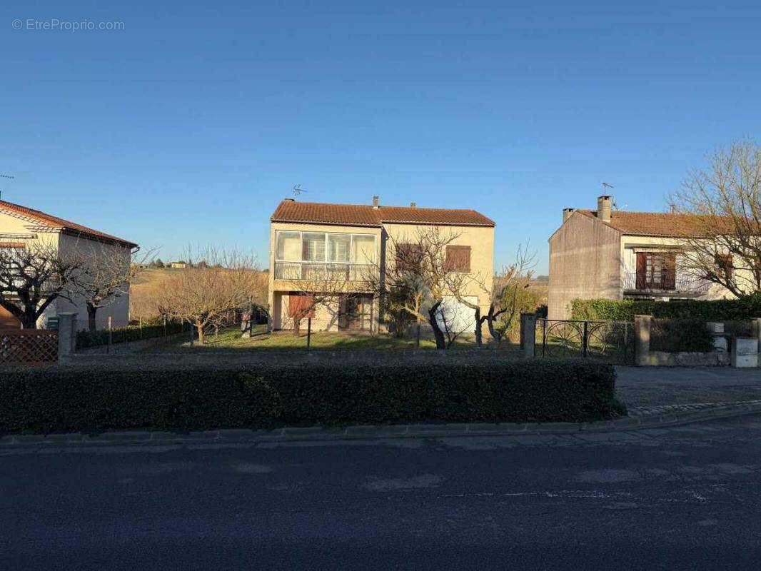 Maison à SALLES-SUR-L&#039;HERS