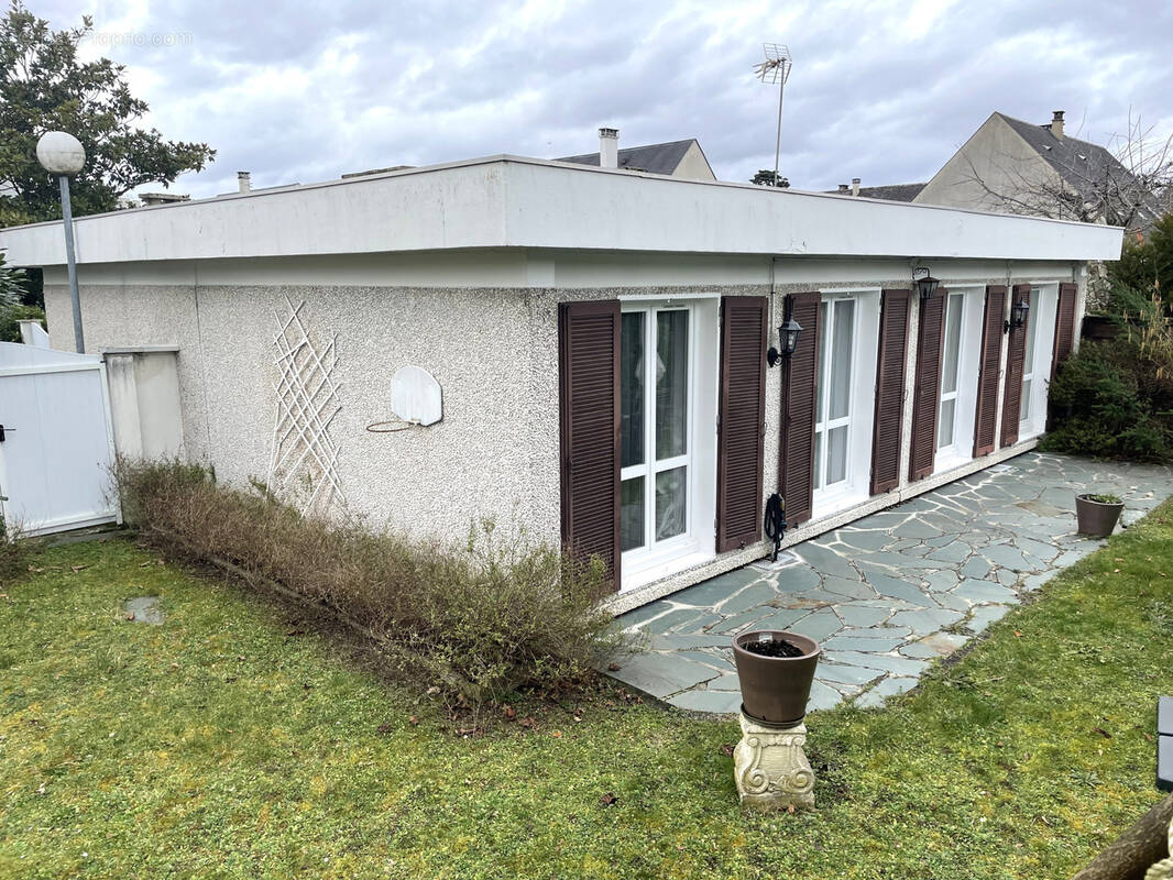 Maison à LE MEE-SUR-SEINE