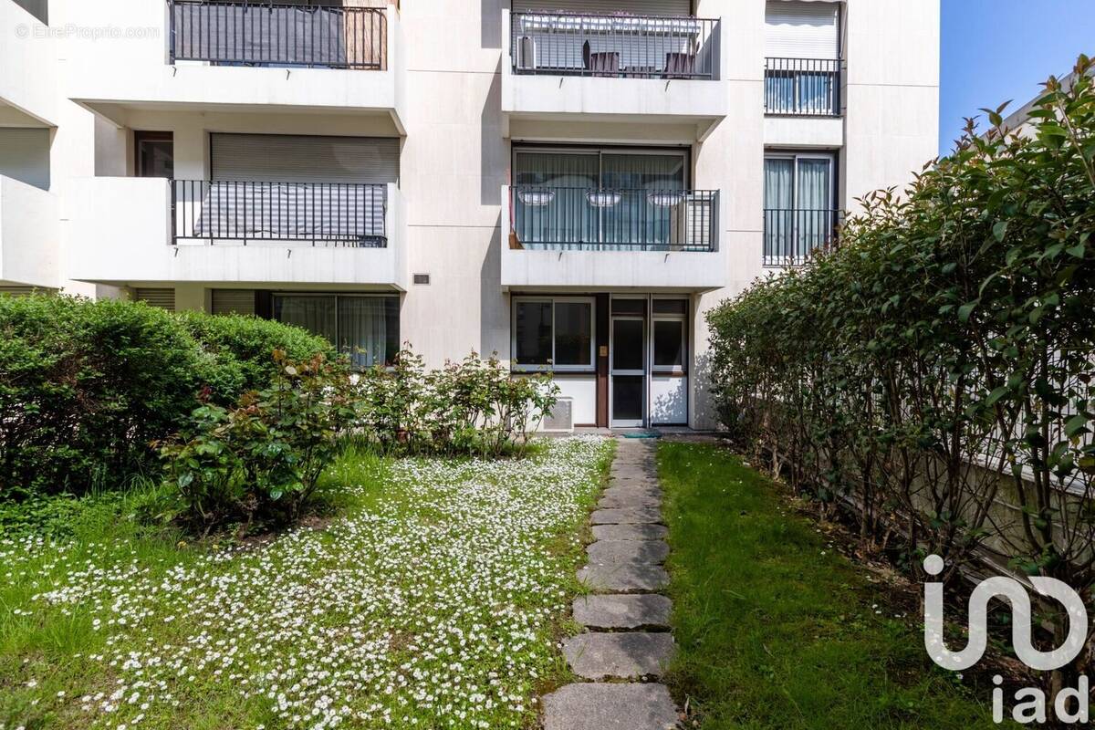 Photo 1 - Appartement à LA GARENNE-COLOMBES