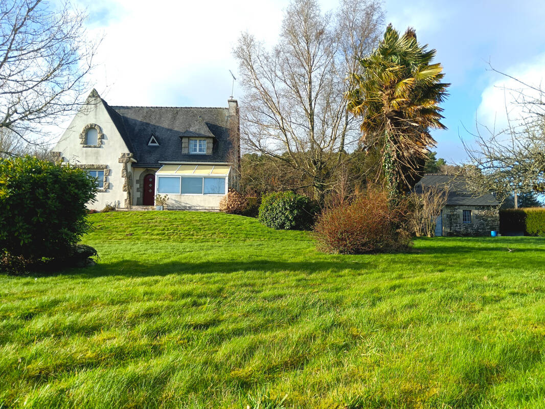 Maison à CLEGUEREC