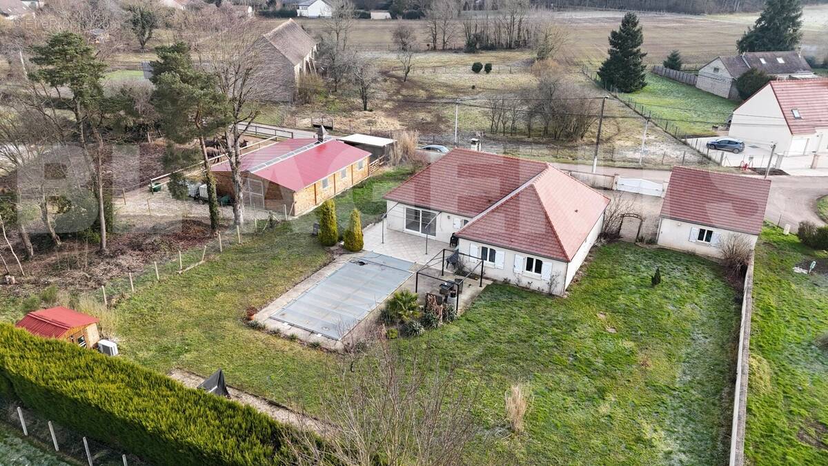 dji_fly_20250215_102332_0094_1739810356410_photo - Maison à SAINT-SEROTIN