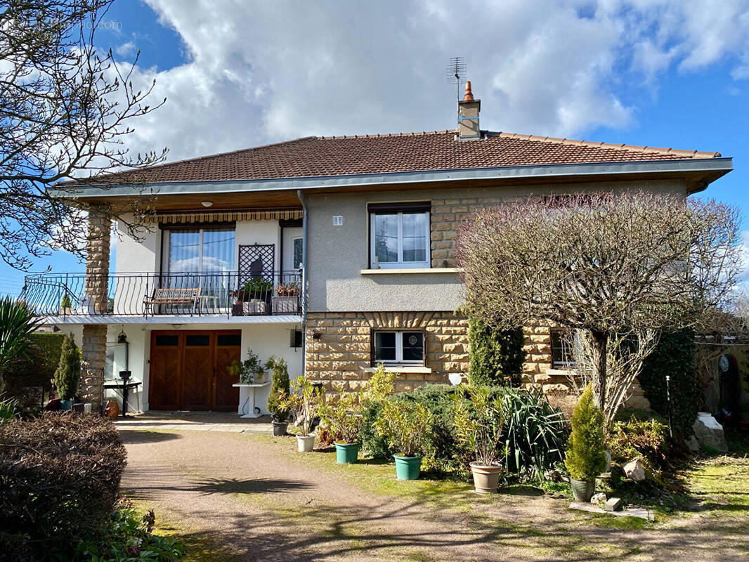 Maison à MONTCEAU-LES-MINES