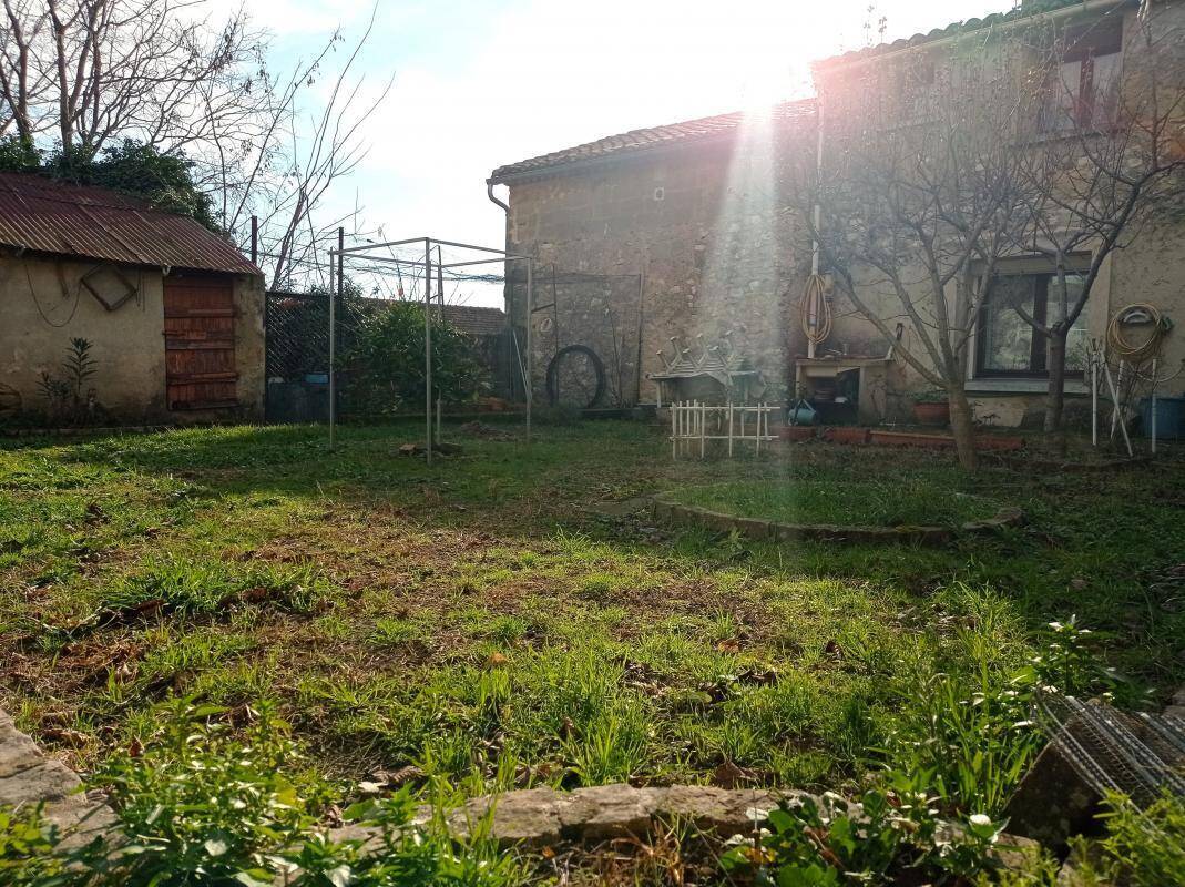 Maison à SAINT-QUENTIN-LA-POTERIE