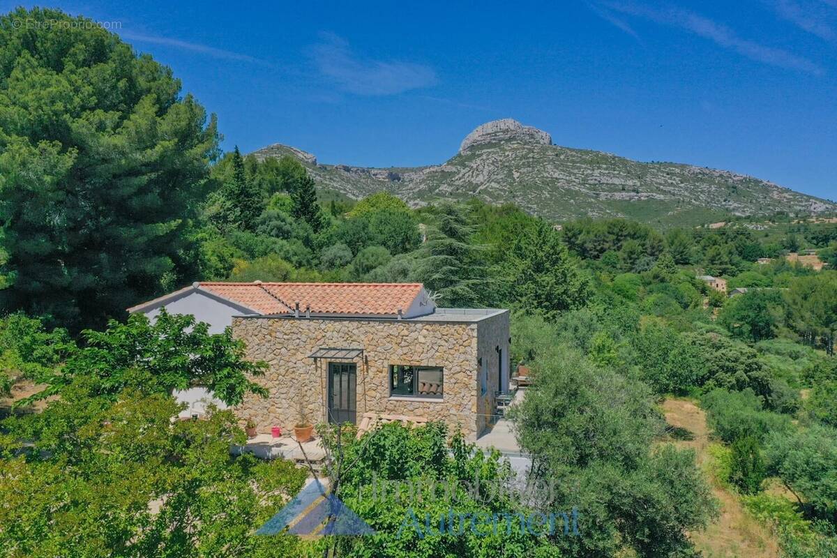 Maison à AUBAGNE