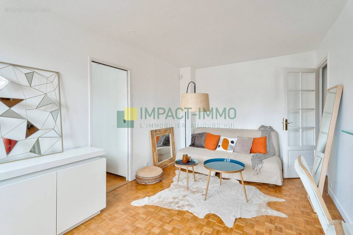 Appartement à COLOMBES