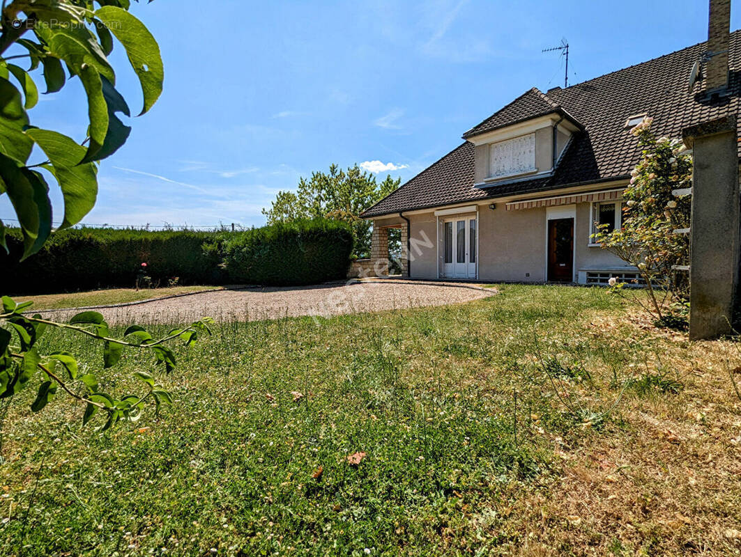 Maison à BEAURIEUX