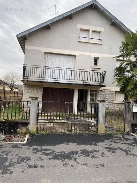 Maison à MALEMORT-SUR-CORREZE