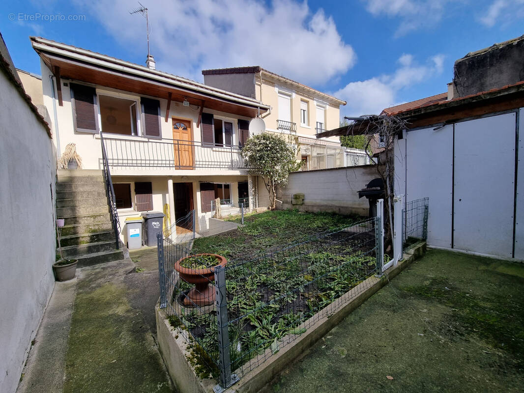 Maison à MAISONS-ALFORT