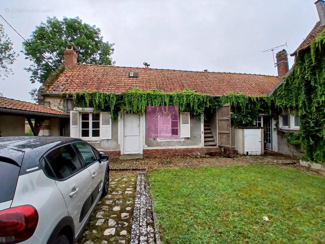 Maison à BRETEUIL