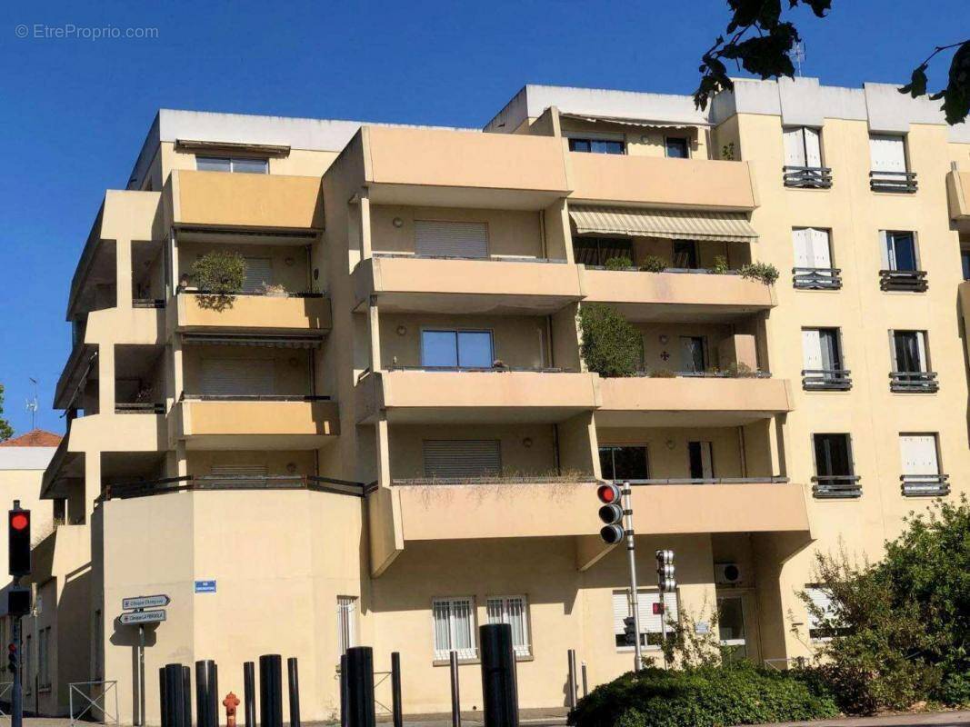 Appartement à BEZIERS