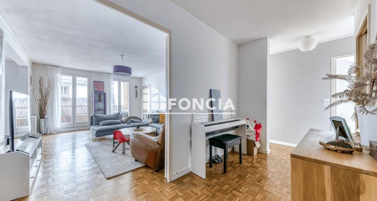 Appartement à LYON-8E