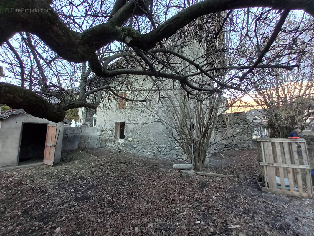 Maison à LA CHAMBRE