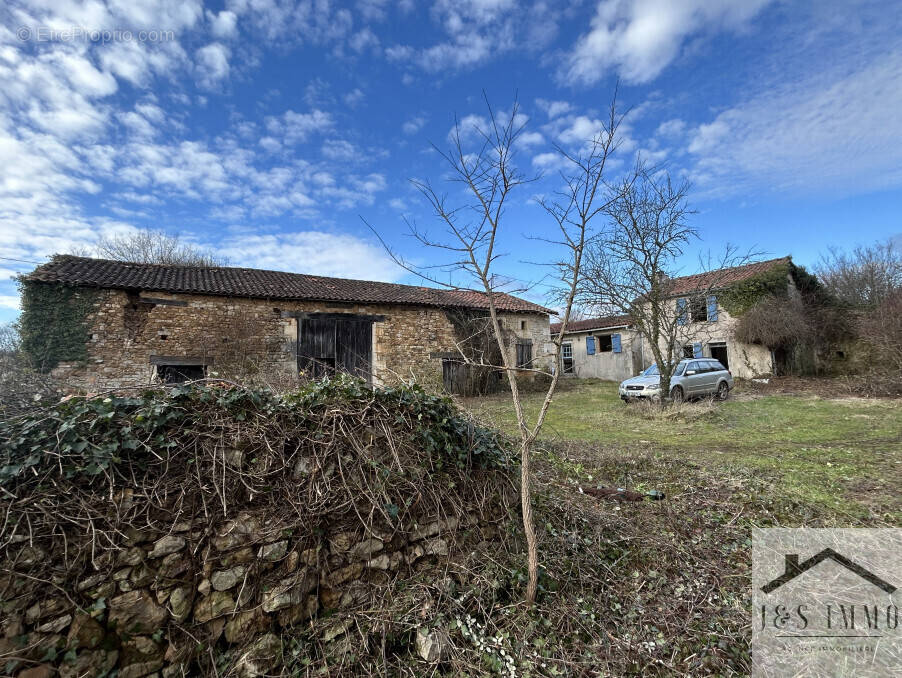 Maison à BEAULIEU-SUR-SONNETTE