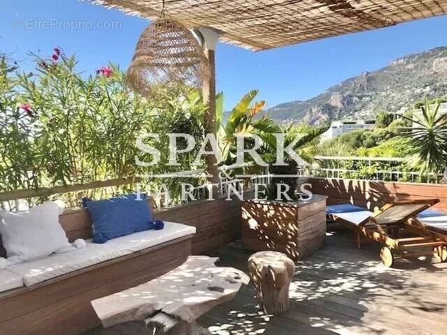 Appartement à ROQUEBRUNE-CAP-MARTIN