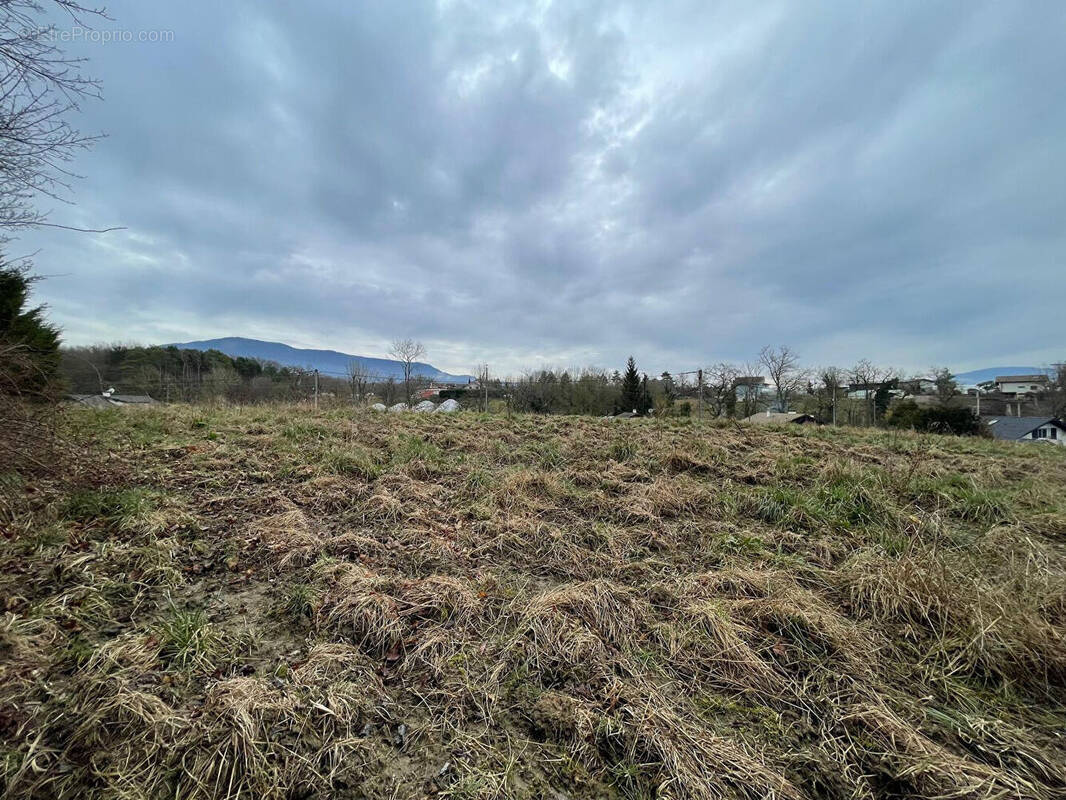 Terrain à VEIGY-FONCENEX