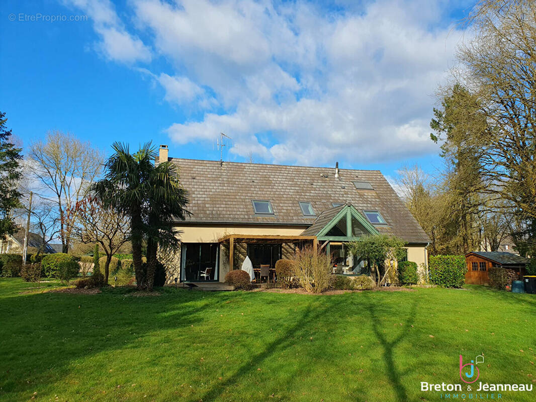 Maison à SAINT-BERTHEVIN