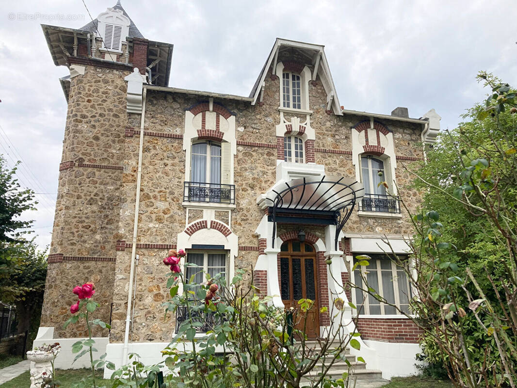 Maison à ERMONT