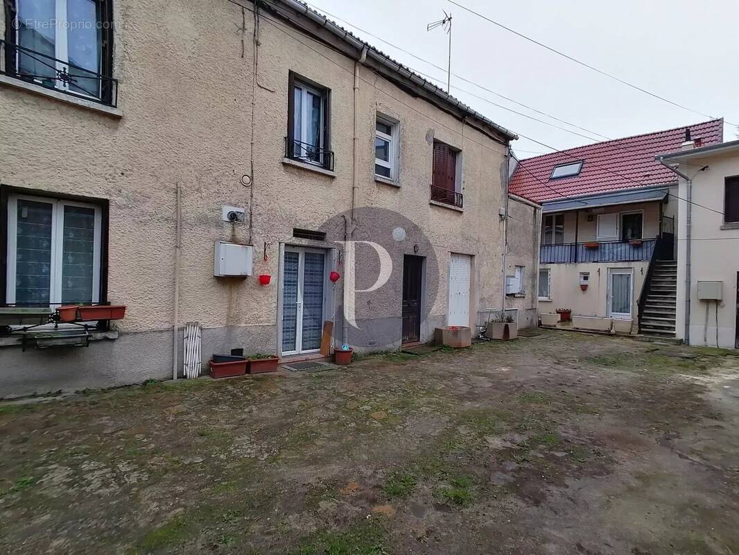 Appartement à VILLEJUIF