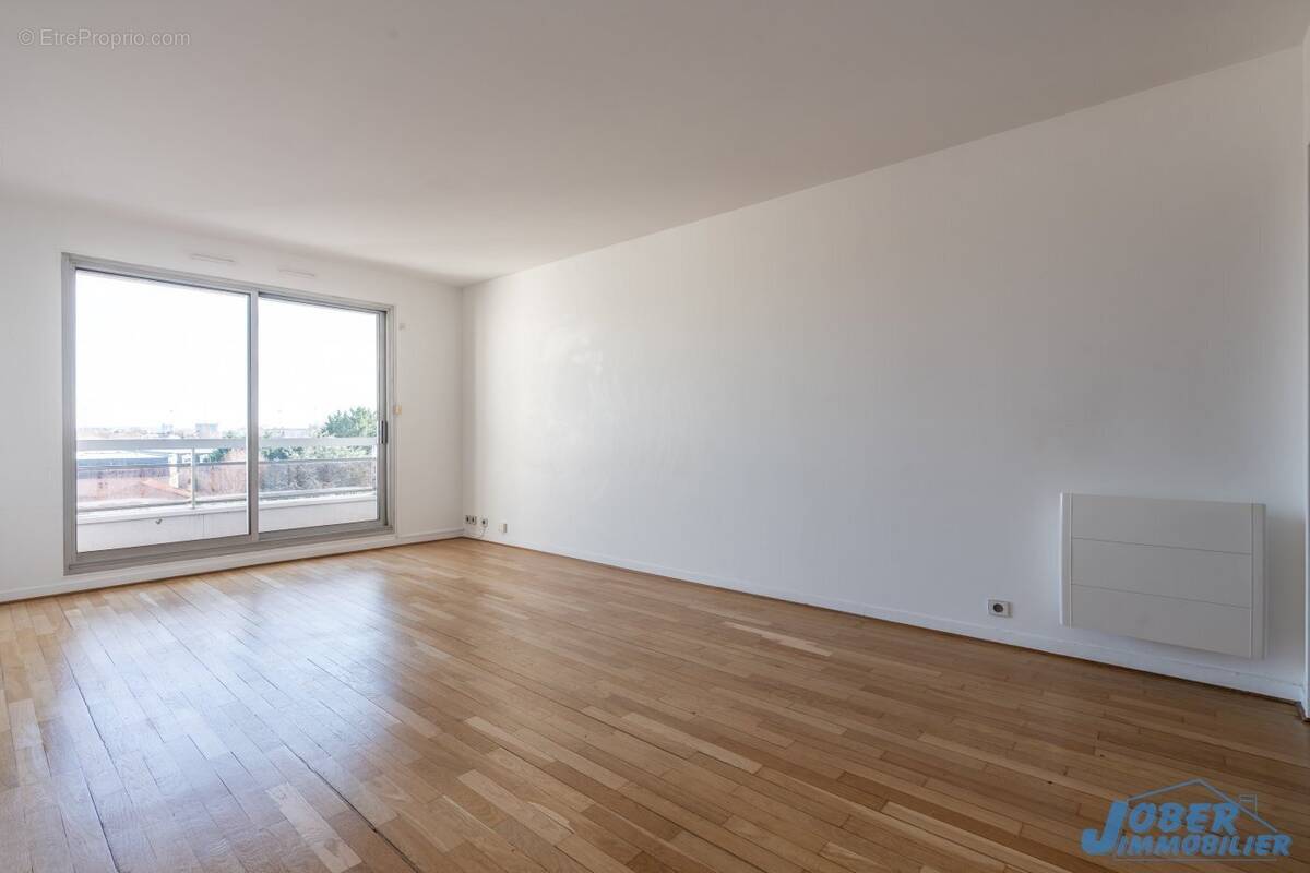 Appartement à NOGENT-SUR-MARNE