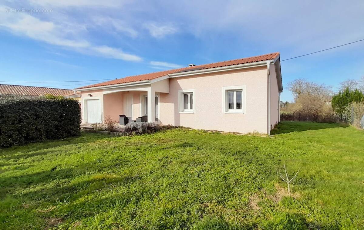 Maison à SAINT-DIDIER-SUR-CHALARONNE