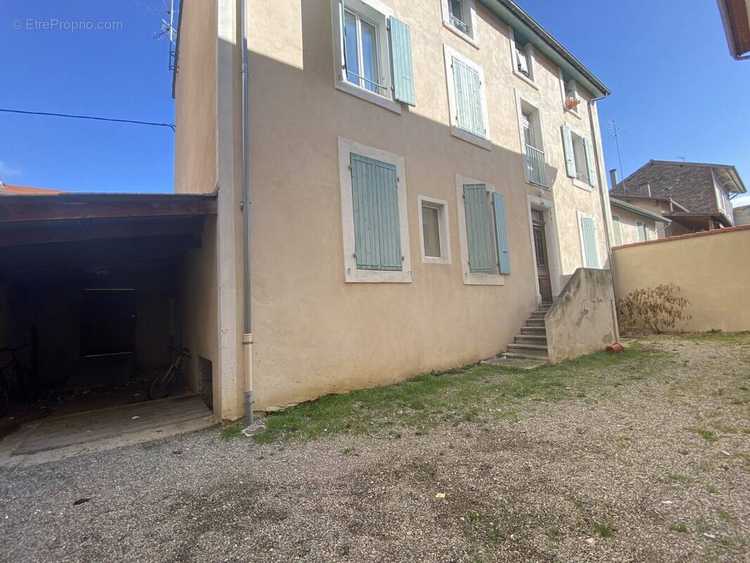 Appartement à ROMANS-SUR-ISERE