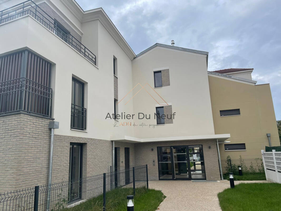 Appartement à CHENNEVIERES-SUR-MARNE