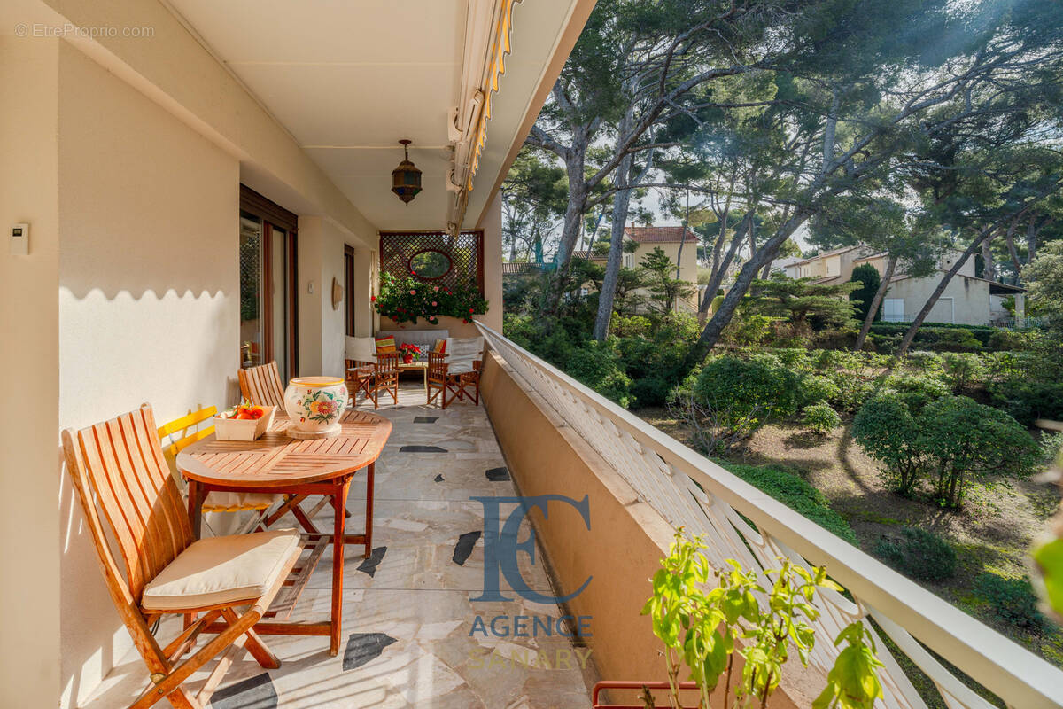 Appartement à SANARY-SUR-MER