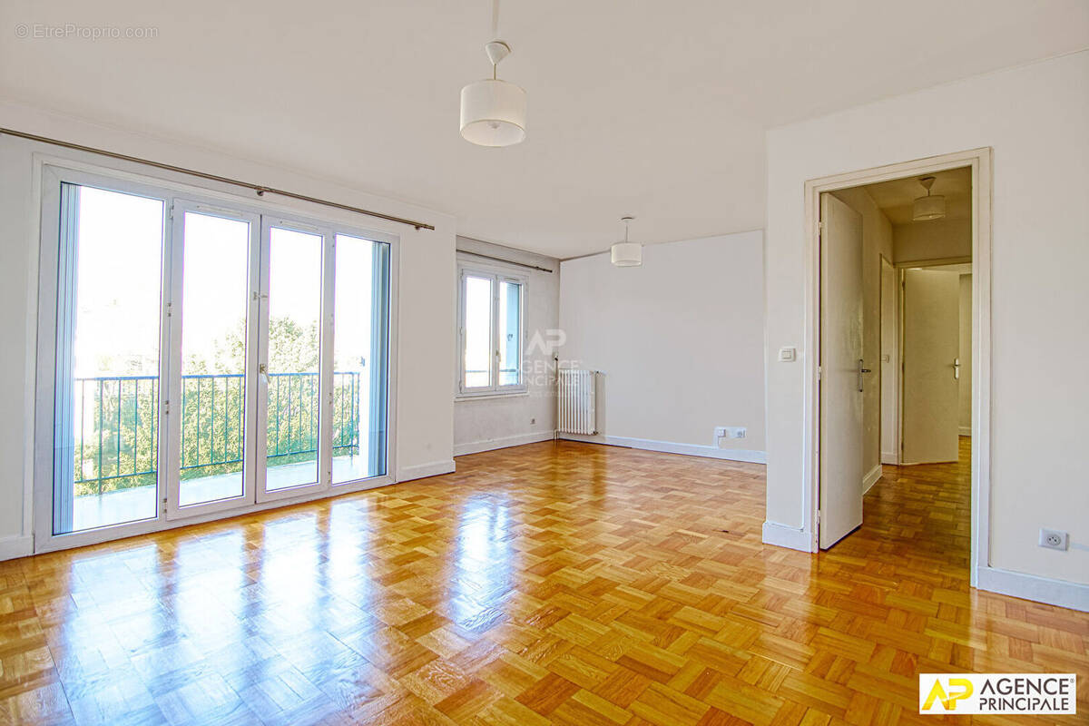 Appartement à SAINT-GERMAIN-EN-LAYE