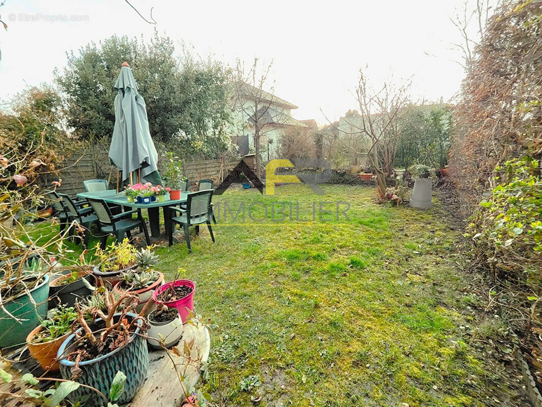 Maison à CARRIERES-SUR-SEINE